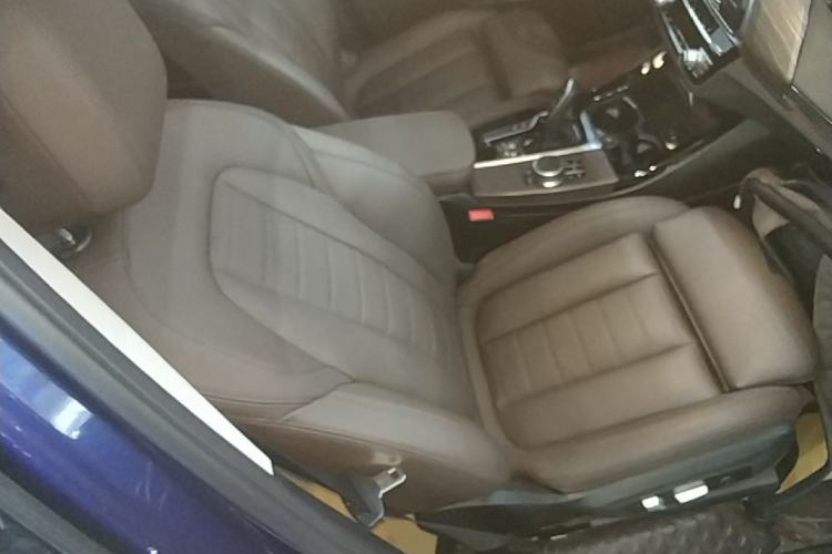 Used BMW X3 2021 xDrive25i Luxury Package Right Front Seat