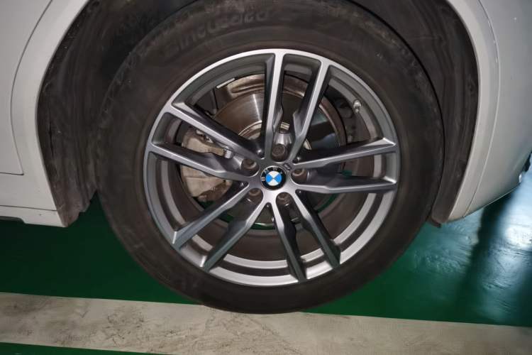 Used BMW X3 2021 Restyled xDrive25i M Sport Package Right Front Wheel Hub