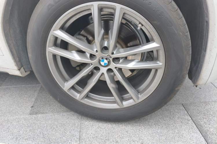 Used BMW X3 2021 xDrive28i M Sport Package Right Front Wheel Hub