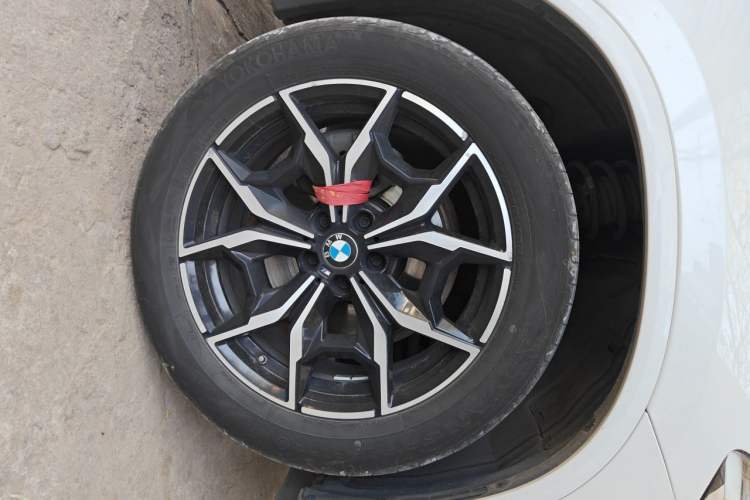 Used BMW X3 2021 Restyled xDrive25i M Sport Package Right Front Wheel Hub