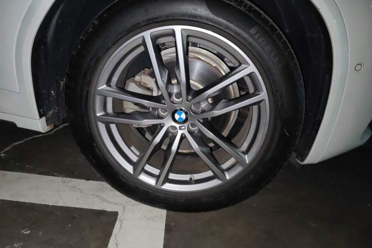 Used BMW X3 2021 Facelift xDrive28i M Sport Package Right Front Wheel Hub