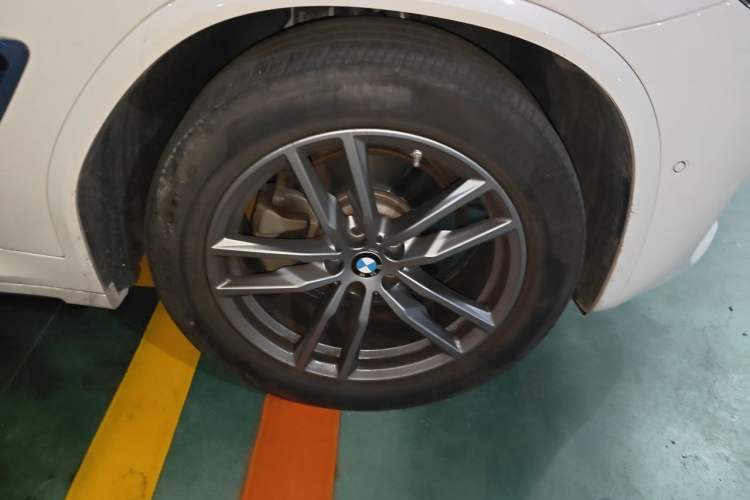 Used BMW X3 2021 Facelift xDrive28i M Sport Package Right Front Wheel Hub