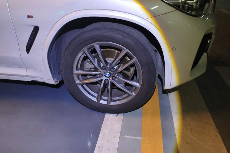Used BMW X3 2021 Facelift xDrive28i M Sport Package Right Front Wheel Hub