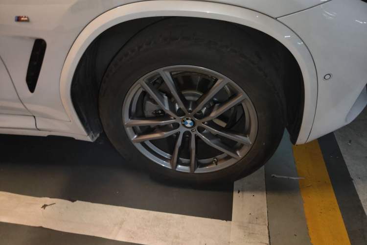 Used BMW X3 2021 Facelift xDrive28i M Sport Package Right Front Wheel Hub