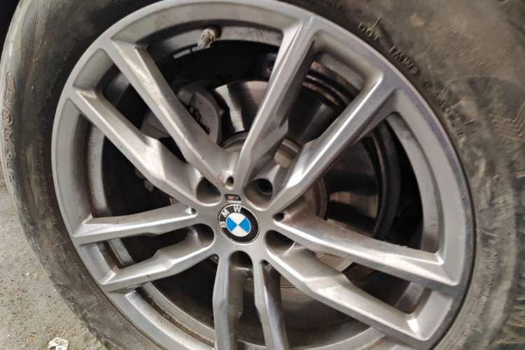Used BMW X3 2021 xDrive25i M Sport Package Right Front Wheel Hub