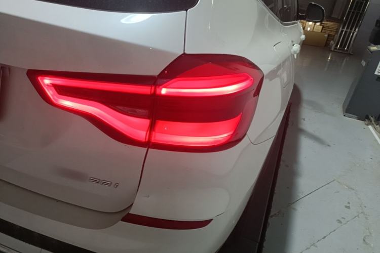 Used BMW X3 2021 xDrive28i Luxury Package Right Rear Taillight