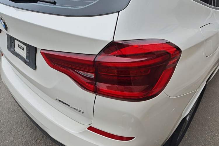 Used BMW X3 2021 xDrive28i M Sport Package Right Rear Taillight
