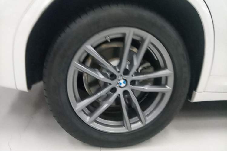 Used BMW X3 2021 Facelift xDrive28i M Sport Package Right Rear Wheel Hub