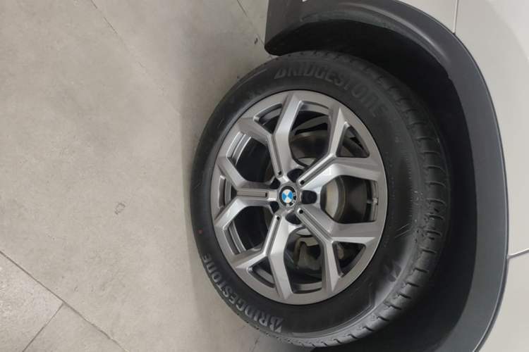 Used BMW X3 2021 xDrive28i Luxury Package Right Rear Wheel Hub