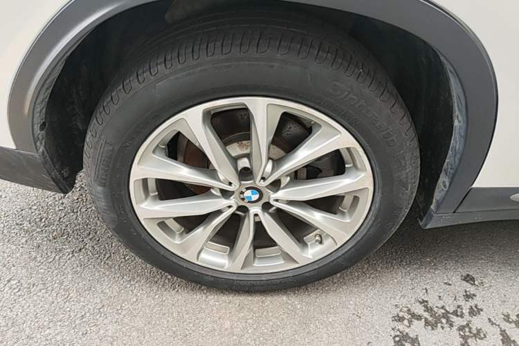 Used BMW X3 2021 xDrive25i Luxury Package Right Rear Wheel Hub