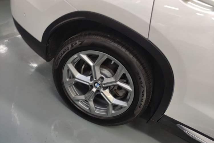 Used BMW X3 2021 xDrive28i Luxury Package Right Rear Wheel Hub
