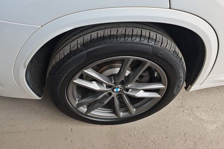 Used BMW X3 2021 Restyled xDrive25i M Sport Package Right Rear Wheel Hub