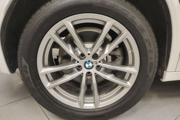 Used BMW X3 2021 Facelift xDrive28i M Sport Package Right Rear Wheel Hub