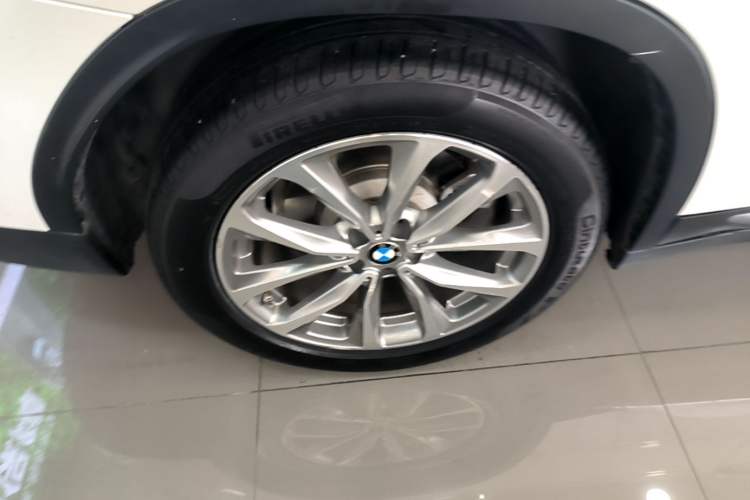 Used BMW X3 2021 xDrive25i Luxury Package Right Rear Wheel Hub
