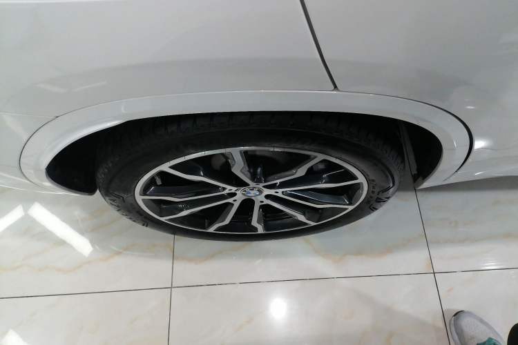 Used BMW X3 2021 Restyled xDrive30i Leading Edition M Sport Package Right Rear Wheel Hub