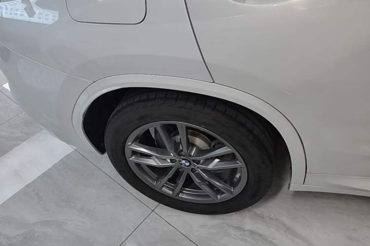 Used BMW X3 2021 xDrive25i M Sport Package Right Rear Wheel Hub