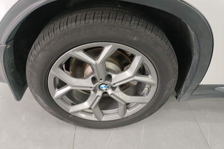Used BMW X3 2021 xDrive28i Luxury Package Right Rear Wheel Hub