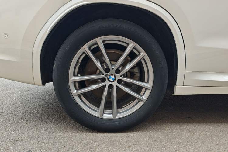Used BMW X3 2021 xDrive28i M Sport Package Right Rear Wheel Hub