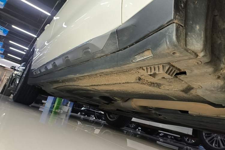 Used BMW X3 2021 xDrive28i Luxury Package Right Side Sill