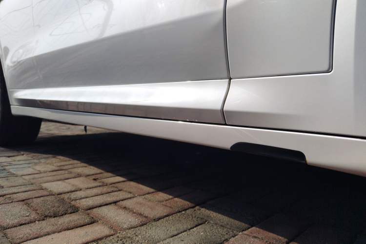 Used BMW X3 2021 xDrive30i Luxury Model with M Sport Package Right Side Sill