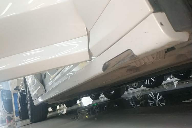 Used BMW X3 2021 Facelift xDrive28i M Sport Package Right Side Sill