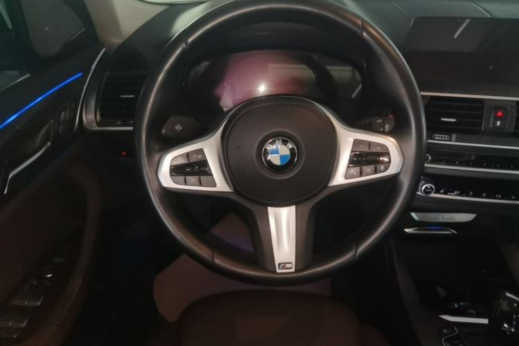Used BMW X3 2021 xDrive25i Luxury Package Steering Wheel