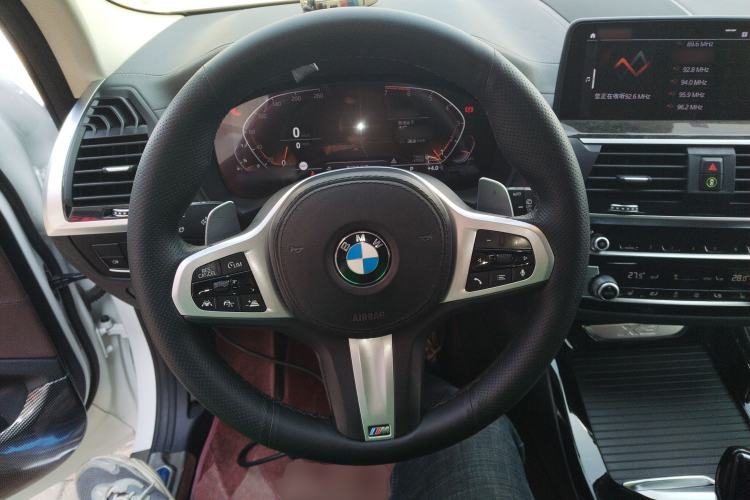 Used BMW X3 2021 xDrive30i Luxury Model with M Sport Package Steering Wheel