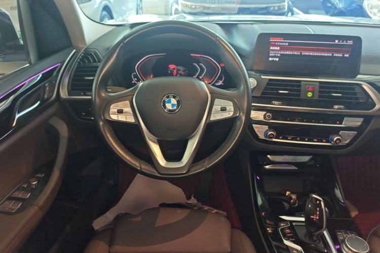 Used BMW X3 2021 xDrive25i Luxury Package Steering Wheel
