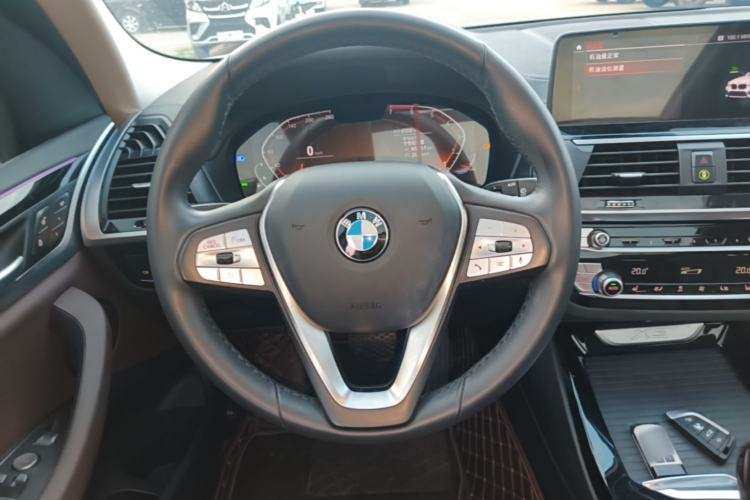 Used BMW X3 2021 Facelift xDrive25i Luxury Package Steering Wheel