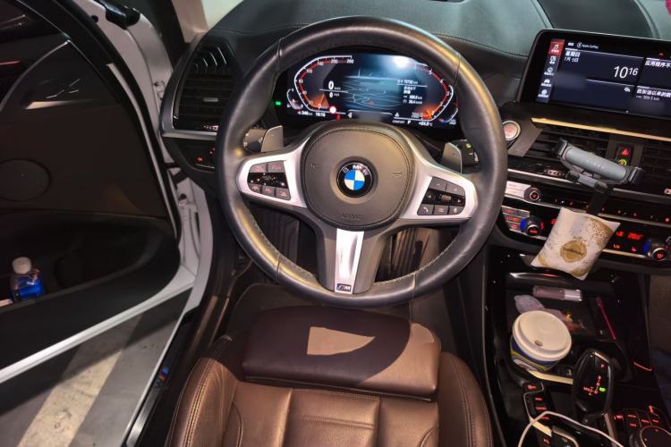 Used BMW X3 2021 xDrive30i Luxury Model with M Sport Package Steering Wheel