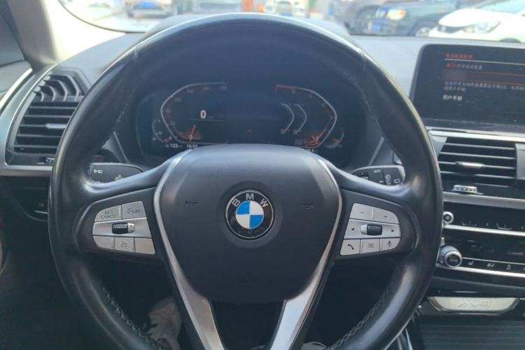 Used BMW X3 2021 xDrive25i Luxury Package Steering Wheel