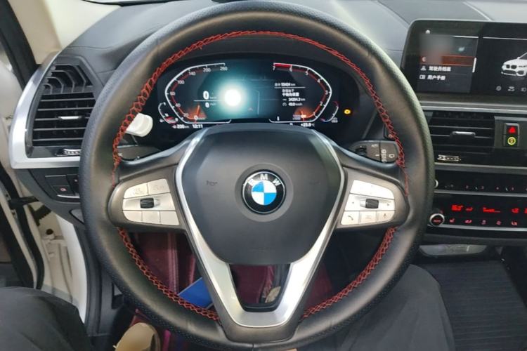 Used BMW X3 2021 xDrive28i Luxury Package Steering Wheel