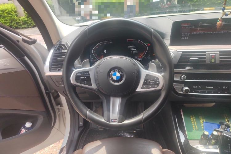 Used BMW X3 2021 xDrive28i Luxury Package Steering Wheel