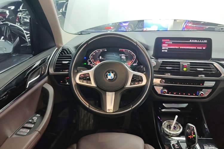 Used BMW X3 2021 xDrive25i M Sport Package Steering Wheel