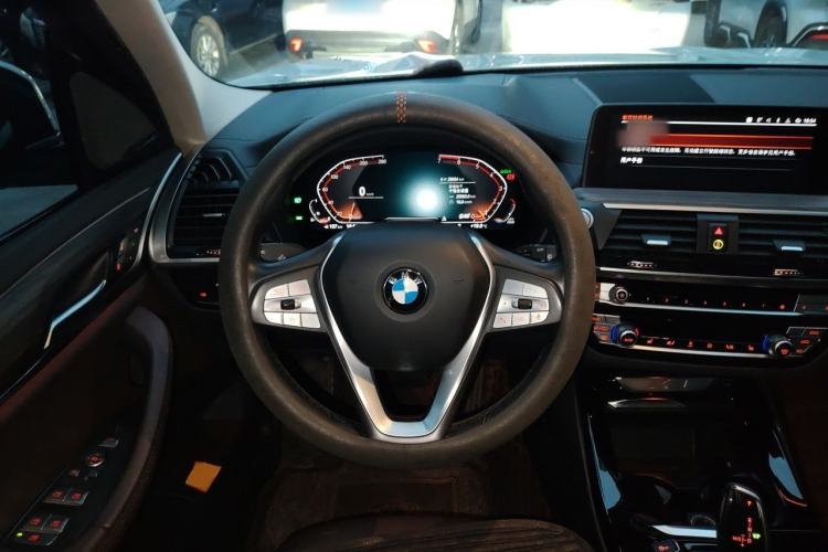 Used BMW X3 2021 xDrive28i Luxury Package Steering Wheel
