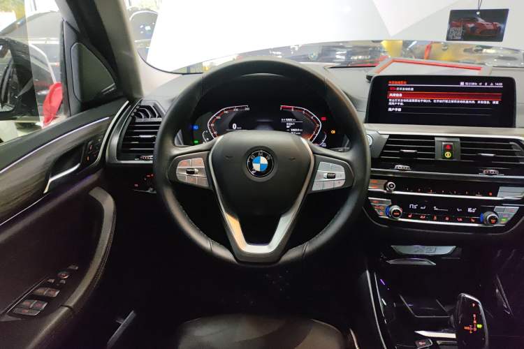 Used BMW X3 2021 xDrive28i Luxury Package Steering Wheel