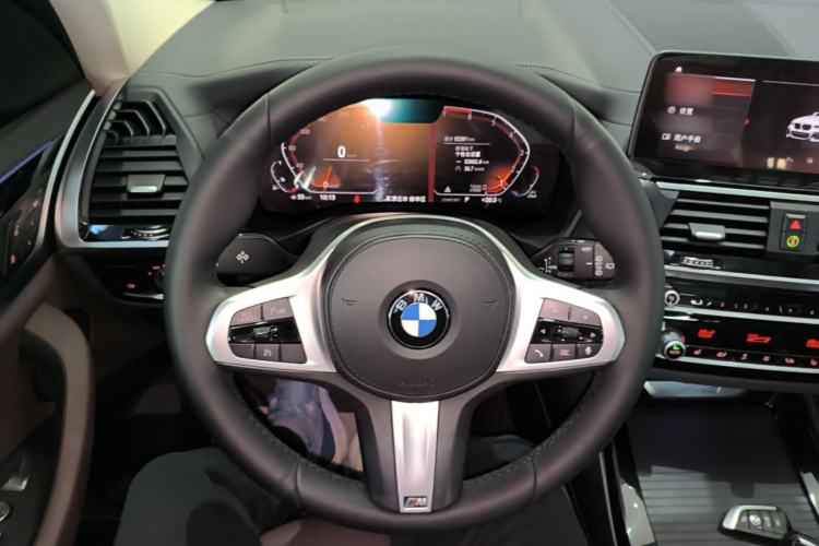 Used BMW X3 2021 xDrive25i M Sport Package Steering Wheel