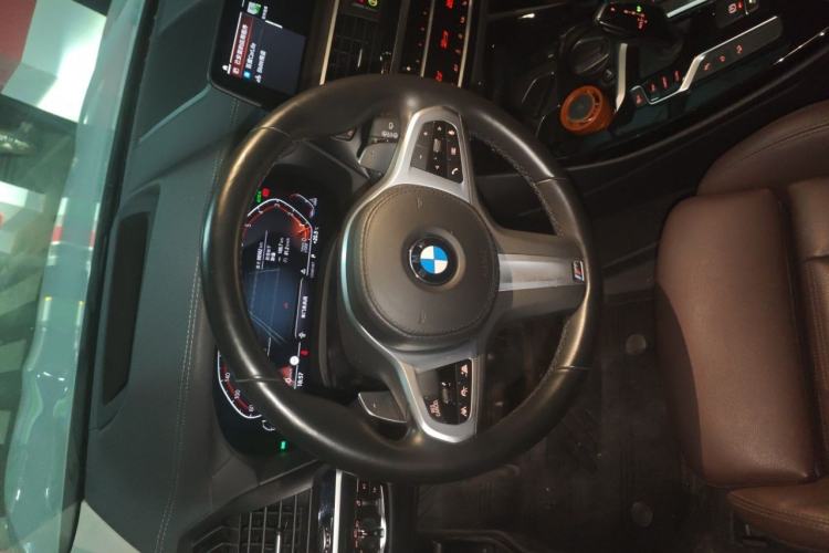 Used BMW X3 2021 xDrive30i Luxury Model with M Sport Package Steering Wheel