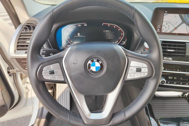 Used BMW X3 2021 xDrive28i Luxury Package Steering Wheel