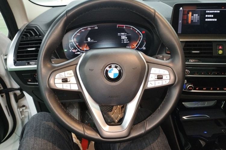 Used BMW X3 2021 xDrive28i Luxury Package Steering Wheel