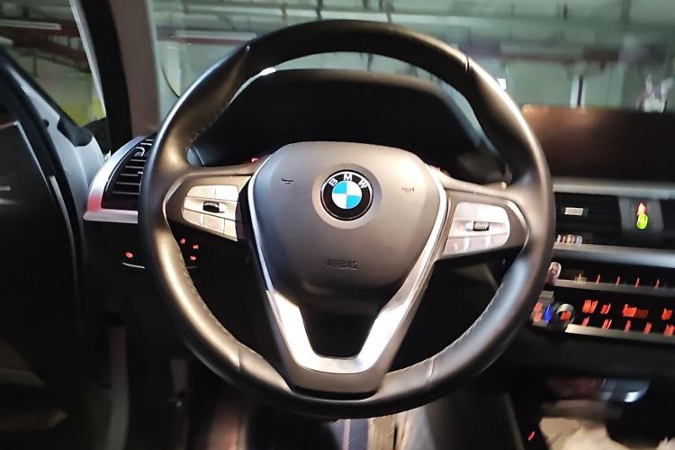 Used BMW X3 2021 xDrive28i Luxury Package Steering Wheel