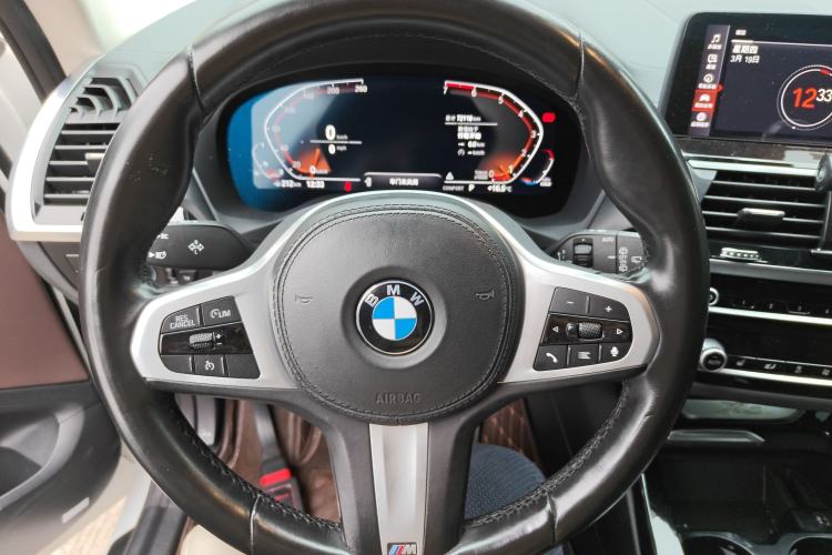 Used BMW X3 2021 xDrive25i M Sport Package Steering Wheel