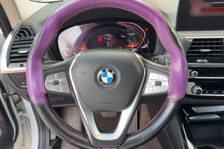Used BMW X3 2021 xDrive28i Luxury Package Steering Wheel