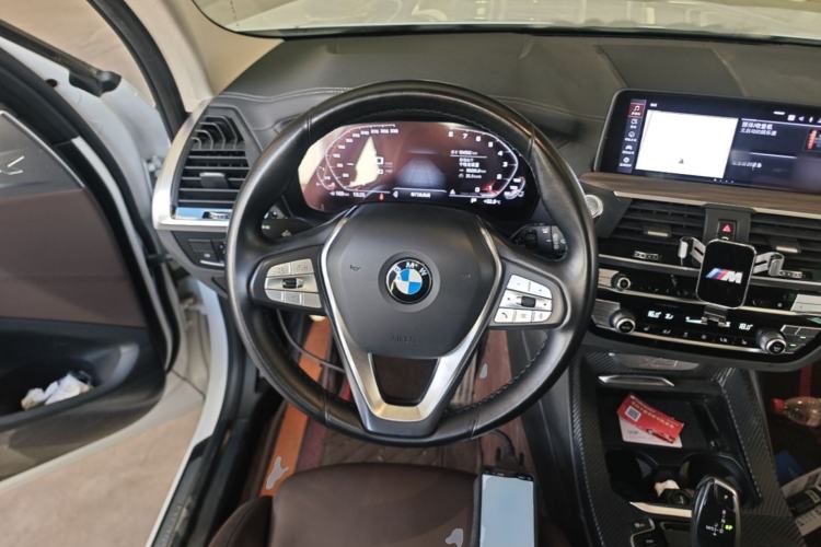 Used BMW X3 2021 xDrive28i Luxury Package Steering Wheel