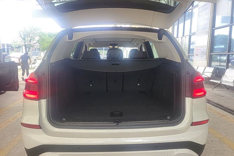 Used BMW X3 2021 xDrive28i Luxury Package Trunk