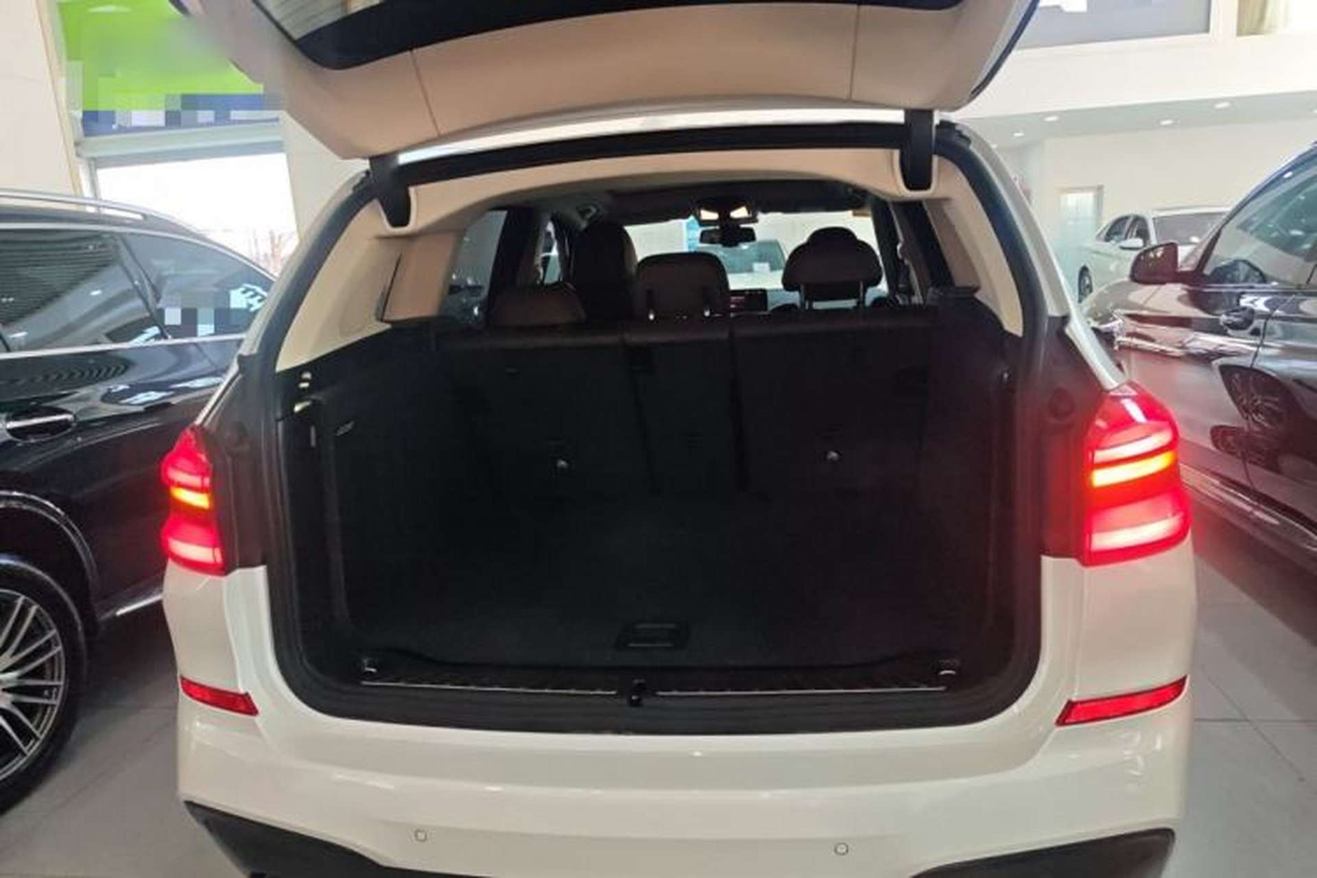 Used BMW X3 2021 xDrive28i M Sport Package Trunk