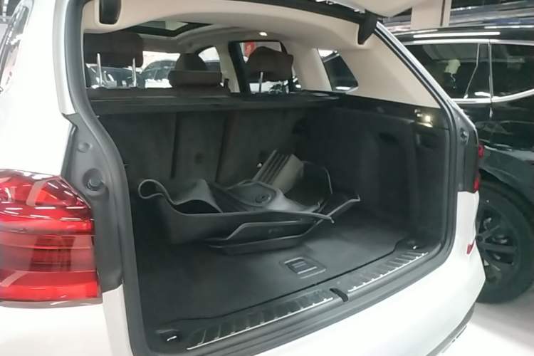 Used BMW X3 2021 xDrive28i M Sport Package Trunk