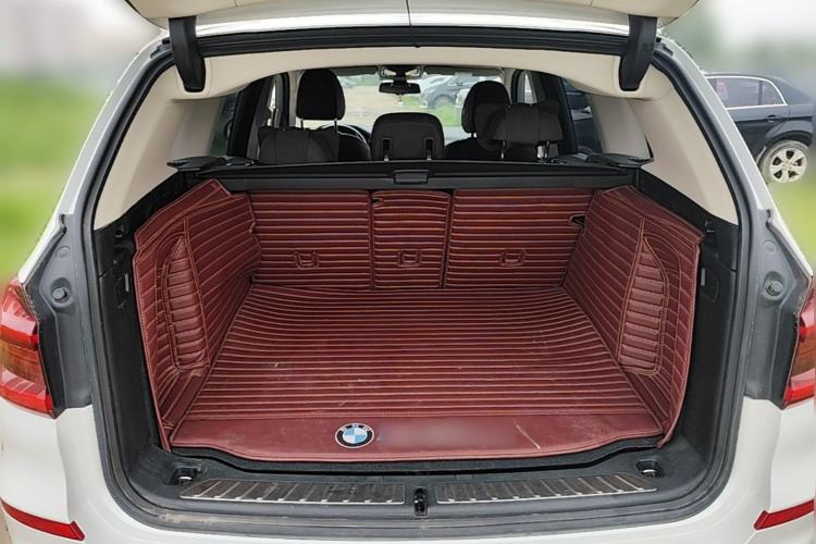 Used BMW X3 2021 xDrive25i Luxury Package Trunk