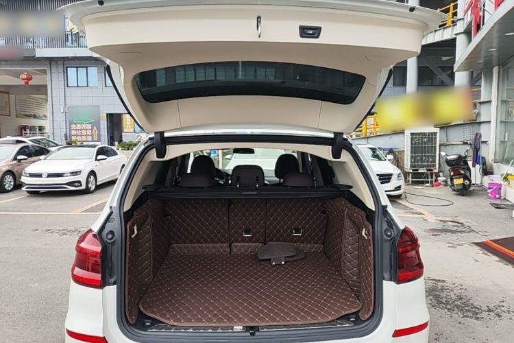 Used BMW X3 2021 xDrive25i Luxury Package Trunk