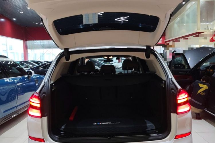 Used BMW X3 2021 xDrive28i M Sport Package Trunk